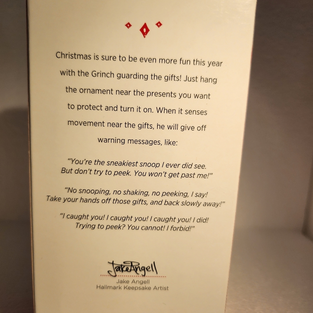 Hallmark Keepsake 2015 Grinch Peekbuster Magic motion-activated sound ornament - Picture 2 of 8